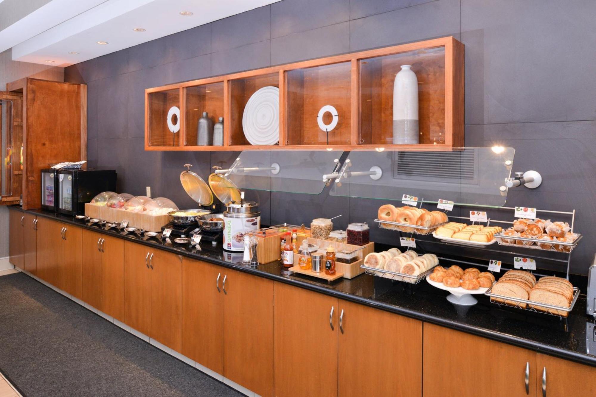 Springhill Suites By Marriott Corona Riverside Eksteriør billede