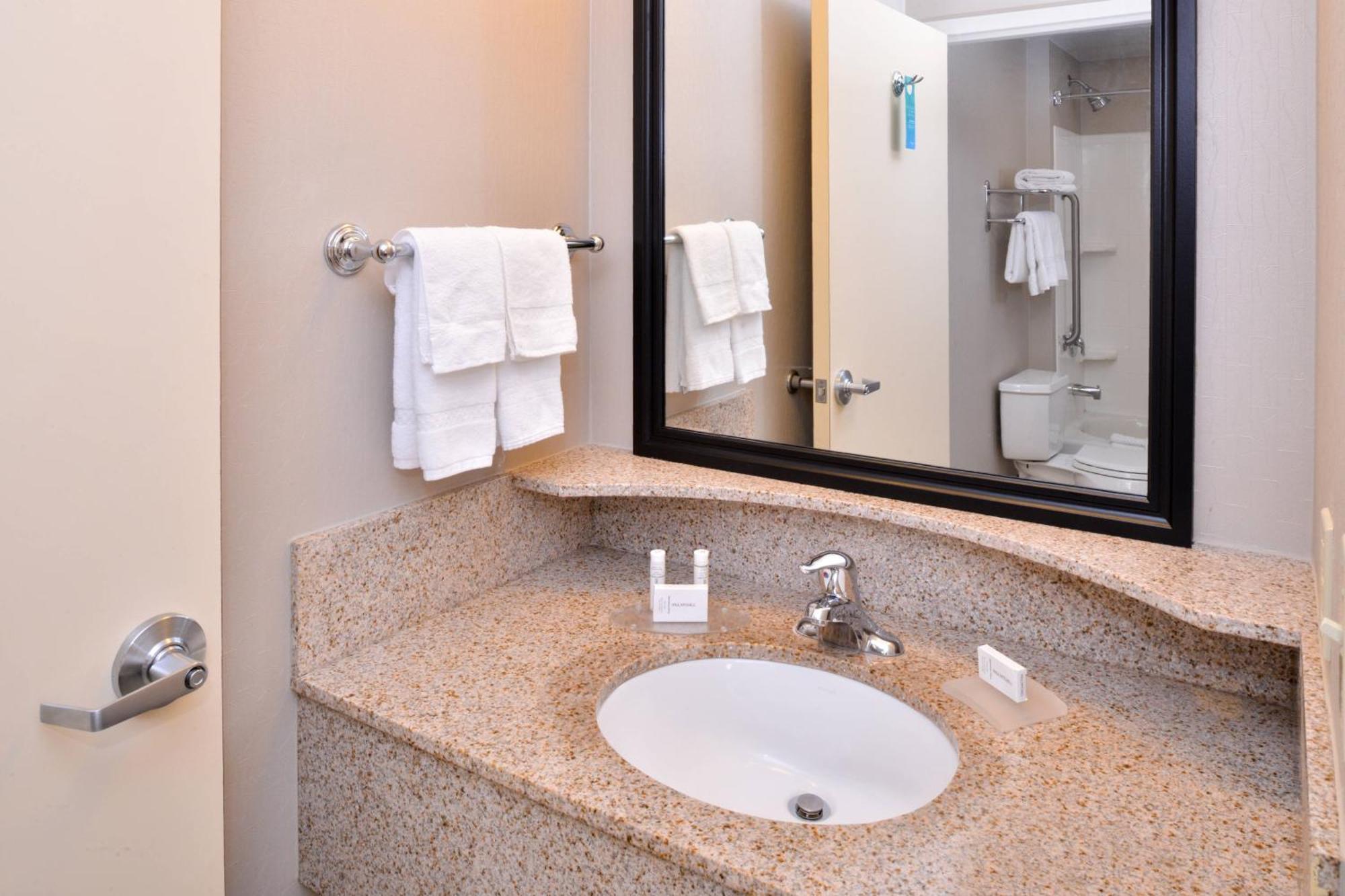Springhill Suites By Marriott Corona Riverside Eksteriør billede