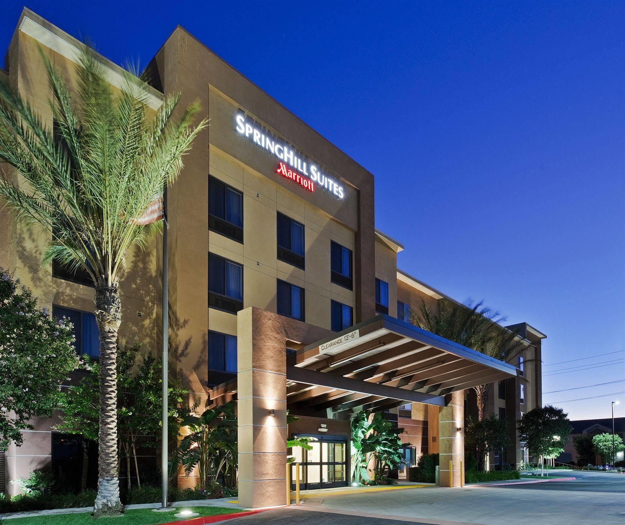 Springhill Suites By Marriott Corona Riverside Eksteriør billede